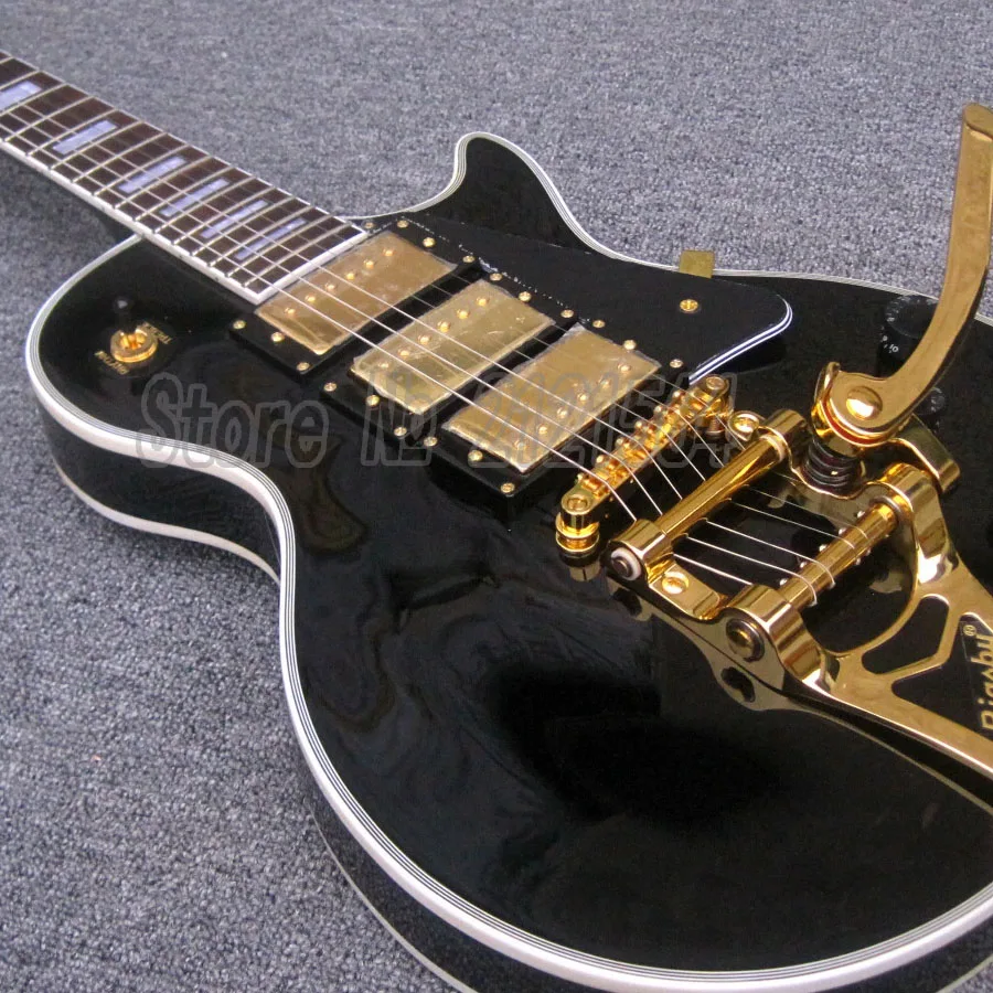 Nuevo estilo Vibratone Tremolo negro GUITARRAS eléctricas Hardware de oro pastillas 3 H China de GUITARRAS
