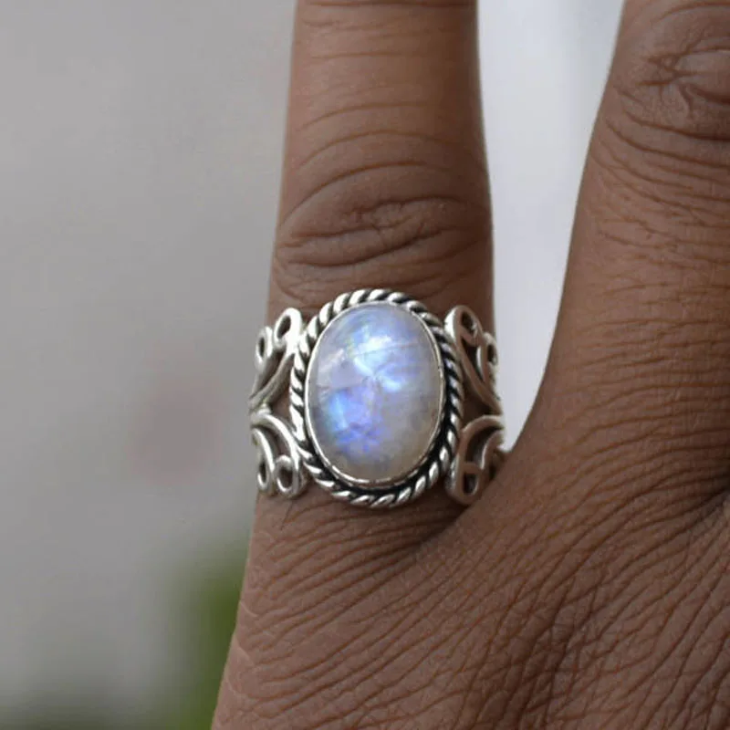 

Vintage Tibetan Silver Big Stone Crystal Rings For Women Boho Indian Moonstone Ring Womens Fine Jewelry Gifts R463