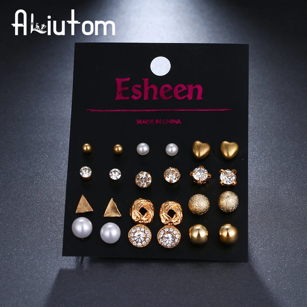 Trendy Gold Vintage Small Y Studs Earrings