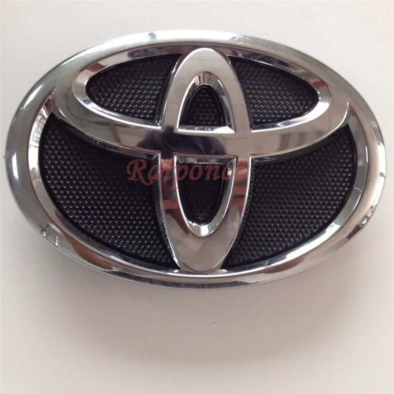 Toyota Grille Emblem Replacement