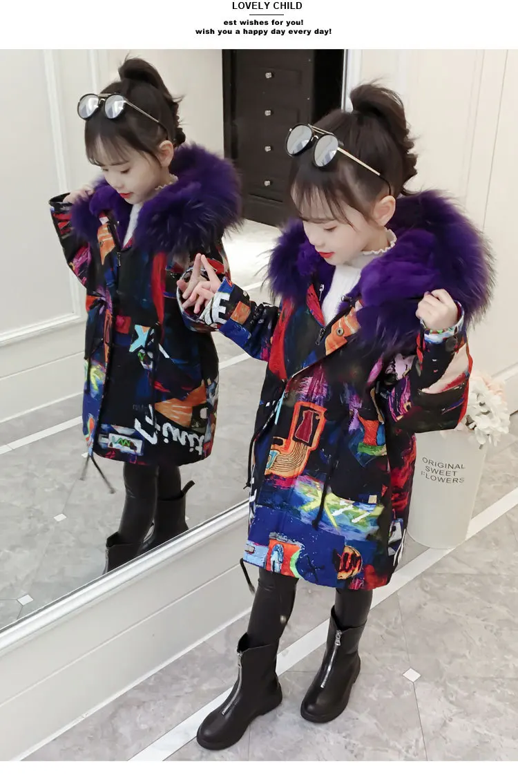 Зимняя верхняя одежда средней длины с хлопковой подкладкой для девочек Теплые повседневные куртки с хлопковой подкладкой для девочек куртка с меховым капюшоном и принтом для девочек