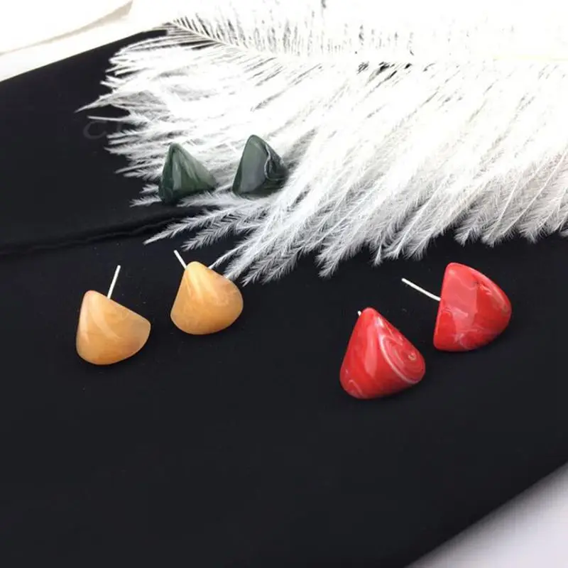 

Fashion Jewelry Personality Resin Small Women Geometric Stud Earrings