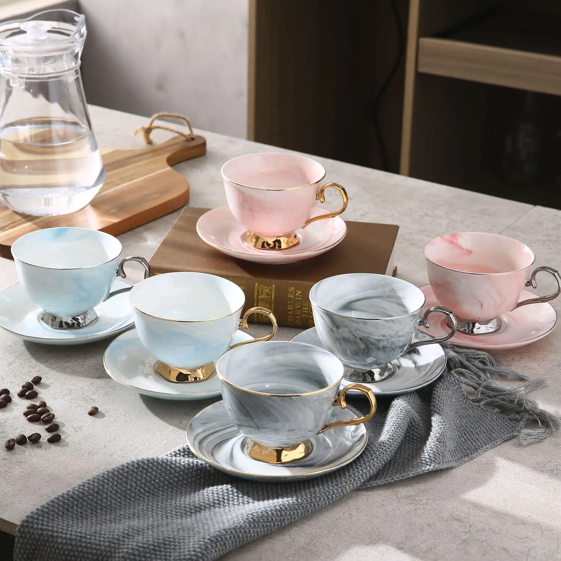 

1 set Coffee Cup Saucer Set British Creative Ceramic Tea Cup EUDILOVE 200ml Advanced Porcelain Valentine Tea Cup 5ZOP14