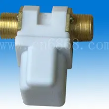 10 шт. 1/2 ''наружная резьба 2/2 способ NC само-холдинг импульсный электромагнитный клапан DC6V Пластик клапан латунные трубы LPSV-15G