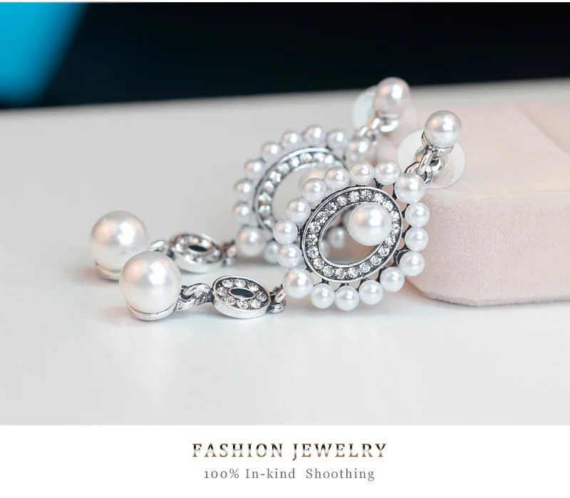 3212356992_1968167221