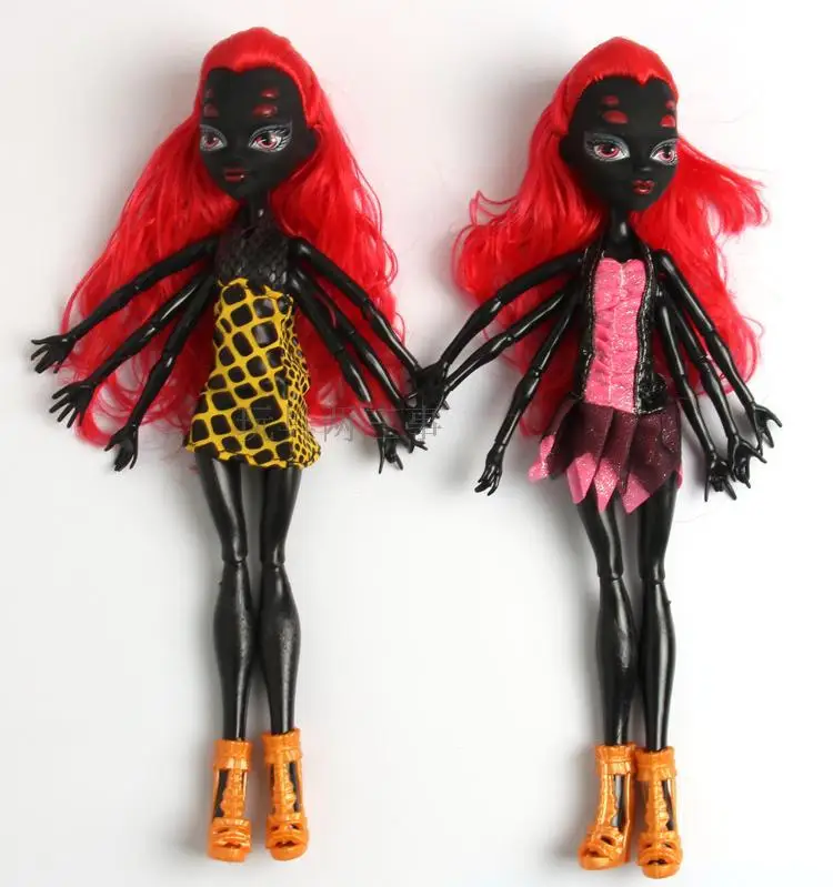 V?�ritable 26 cm 10 polegada Monster high araign?�e noire fille poup?�e avec des v??tements 12 