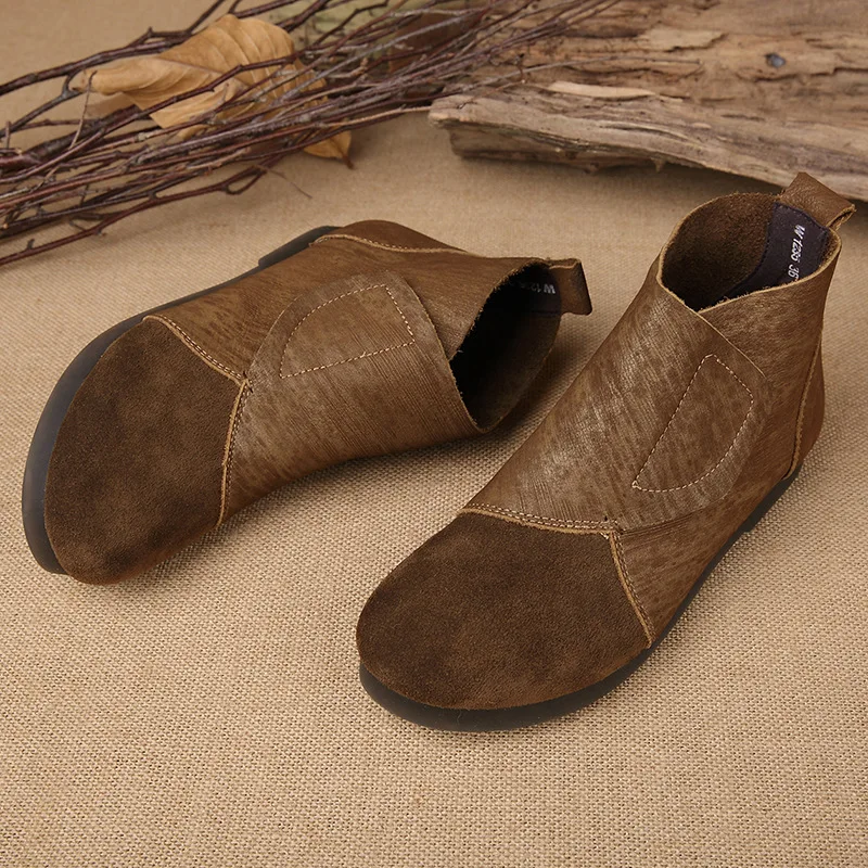 

CHAISHOU 2018 autumn and winter new leather ankle boots women plus velvet round head casual flat soft Ankle women shoes