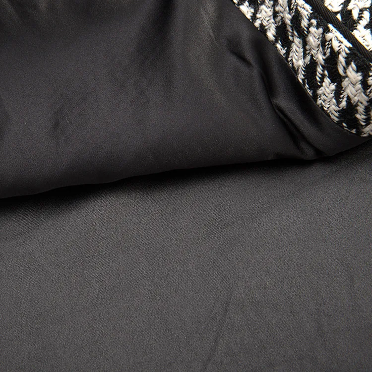 New Kind of Black-and-White Chickbird Lattice Wool Waist Receiving Velvet with Open Forked Outside Sling Belt for Spring 2019 New Kind of Black-and-White Chickbird Lattice Wool Waist Receiving Velvet with Open Forked Outside Sling Belt for Spring 2019