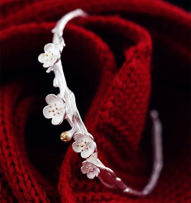 3138444480_717013591