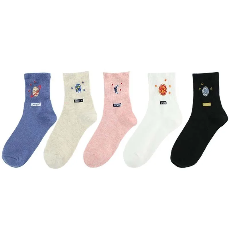 CHAOZHU New korea 4 season women cute cotton socks sun moon universal cartoon icon Skarpetki dziewczęce socks women girls