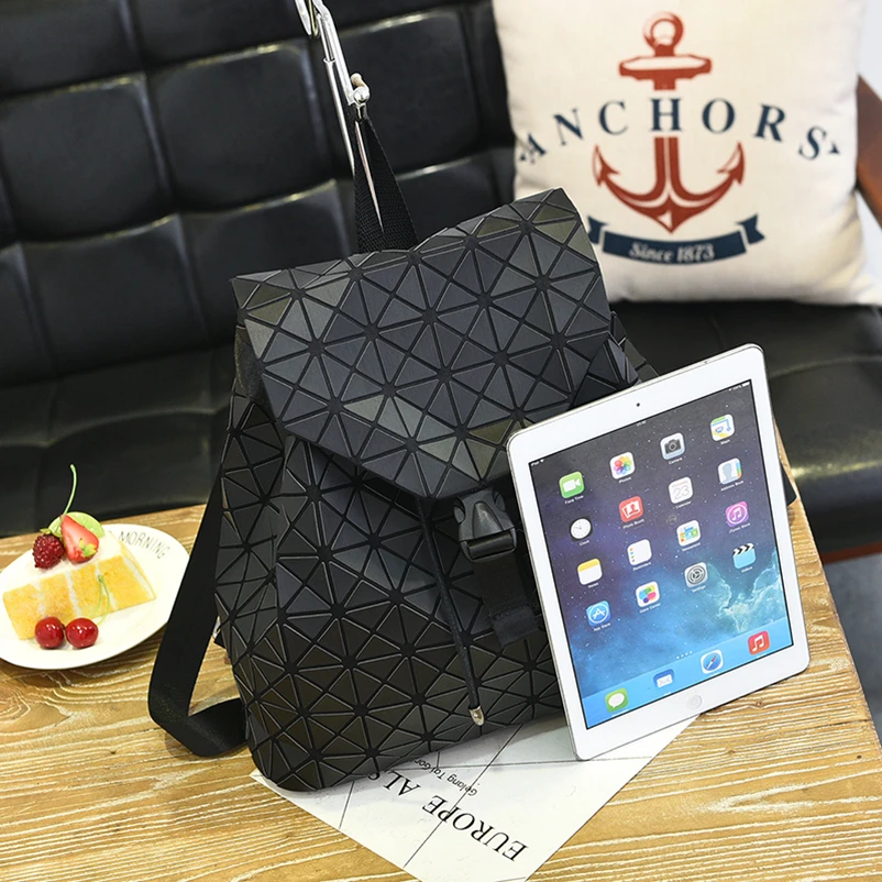 Nevenka Diamond Lattice Backpack Women Backpack Leather Creative Geometric Backpacks Drawstring Backpacks for Teenager Girl 201813