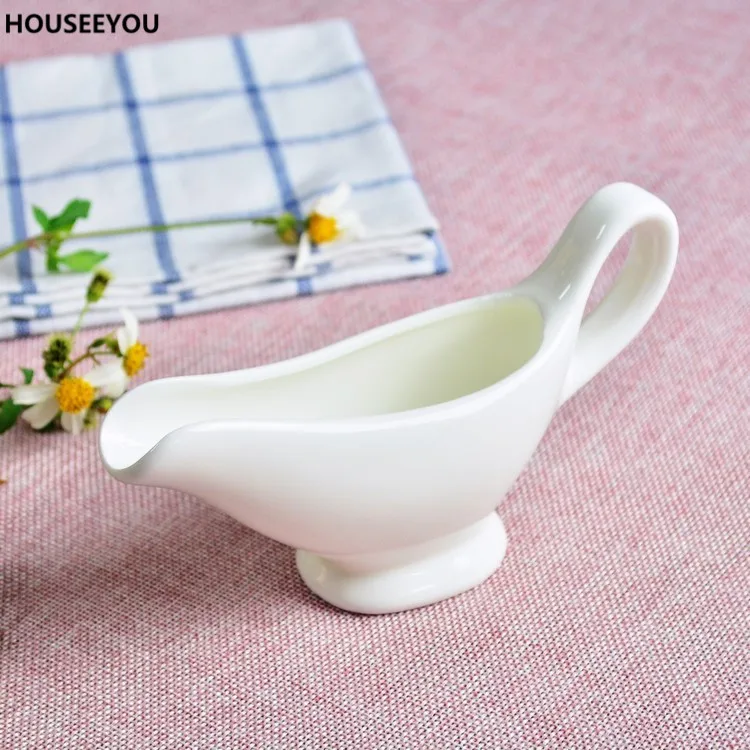 Mini White Ceramic Gravy Boat Beef Steak Gravy Boat Porcelain Sauces
