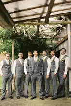 2016 Gray Line Men Beach Wedding Suits Groomsman Tuxedos Best Man Suit 3 Pieces Groom Wear Custom Made Jacket+pants+Vest+tie