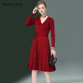 

Beauty Stay Women Dress Elegant Solid Green Long Sleeve Lace V-neck Bandage Sashes Elastic Antumn Women Pleated Dress Knitted