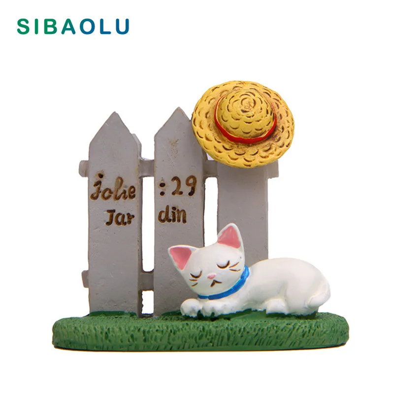 

Sleeping Cat Figurine Miniature Kitten Fence Hat Animal Decoration mini fairy garden Cartoon statue craft Home Car Decorative