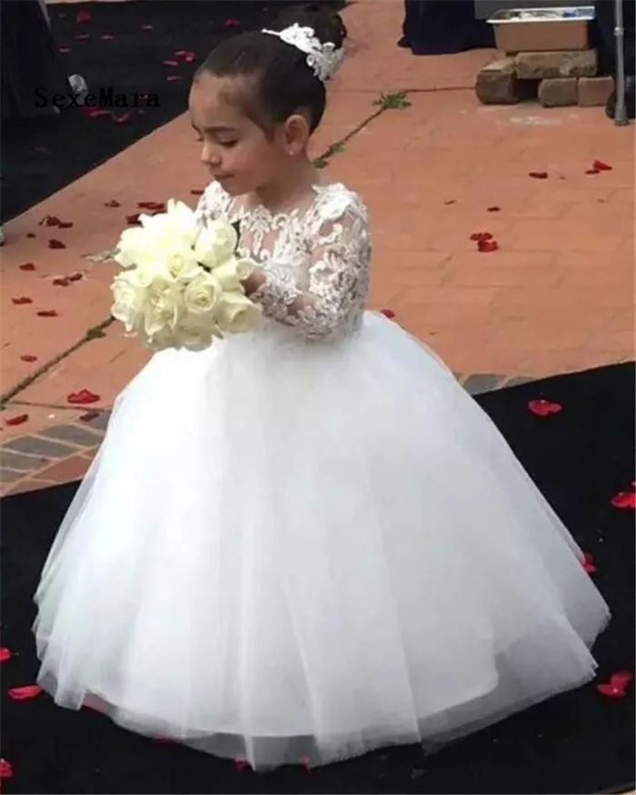 White Flower Girls Dresses 2018 Long Sleeve Lace Applique Scoop Neck Floor Length First Communion Dress Girl Dress For Wedding White Flower Girls Dresses 2018 Long Sleeve Lace Applique Scoop Neck Floor Length First Communion Dress Girl Dress For Wedding