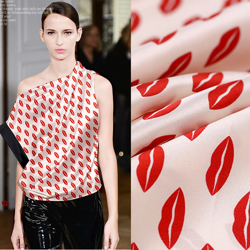 

140CM Wide 19MM Red Lips Print Strech Silk Satin Fabric for Elegant Women's Blouse Dress Clothing Cheongsam E415