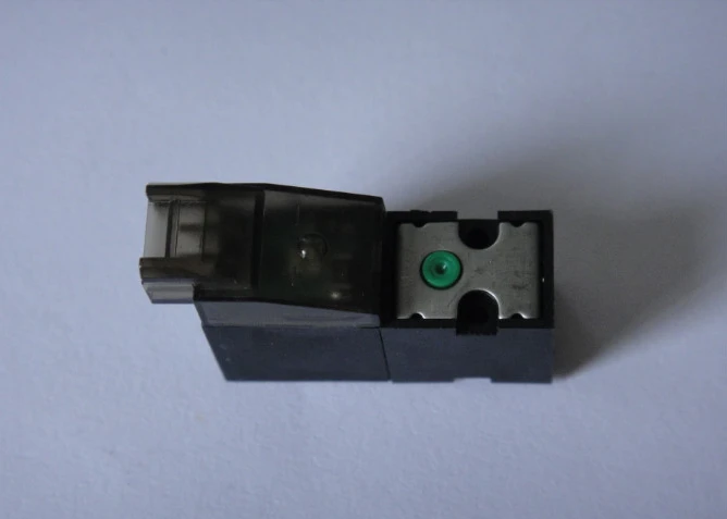 

Matec Socks Machine 10mm Flat Plug Solenoid Valve 180-1604-00-9