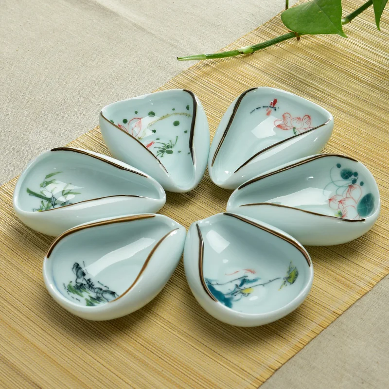 

Chinese Style Jingdezhen Ceramic Chahe for Office Kung Fu Tea Set Accessories Hand Painted Pattern Celadon Tea Spoons Holders