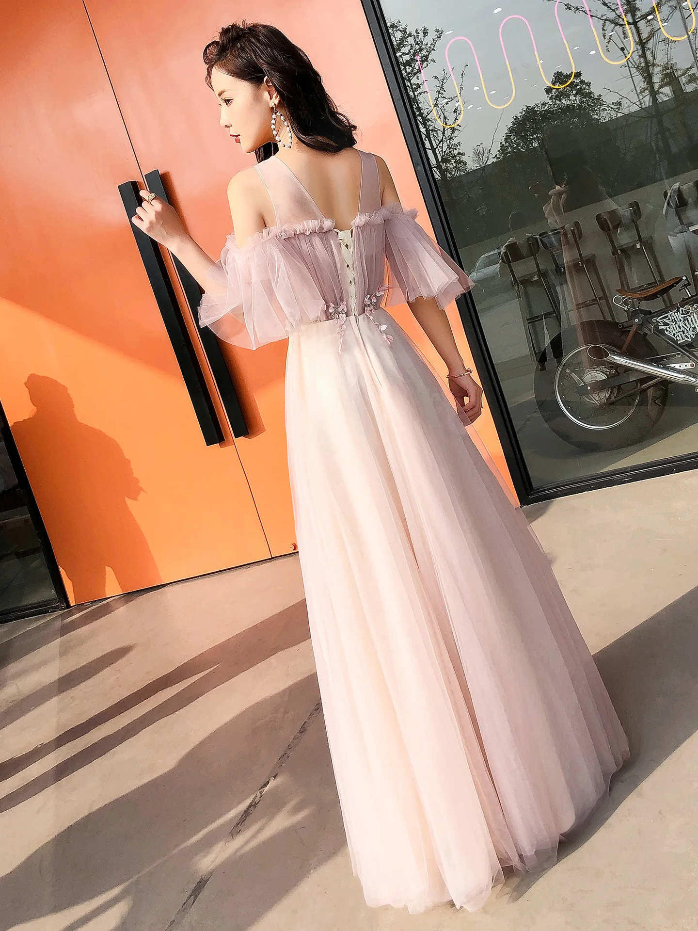 Тонкое сексуальное стильное Сетчатое вечернее платье с цветочным узором, длинные платья, улучшенное свадебное платье Ципао, платье Ципао