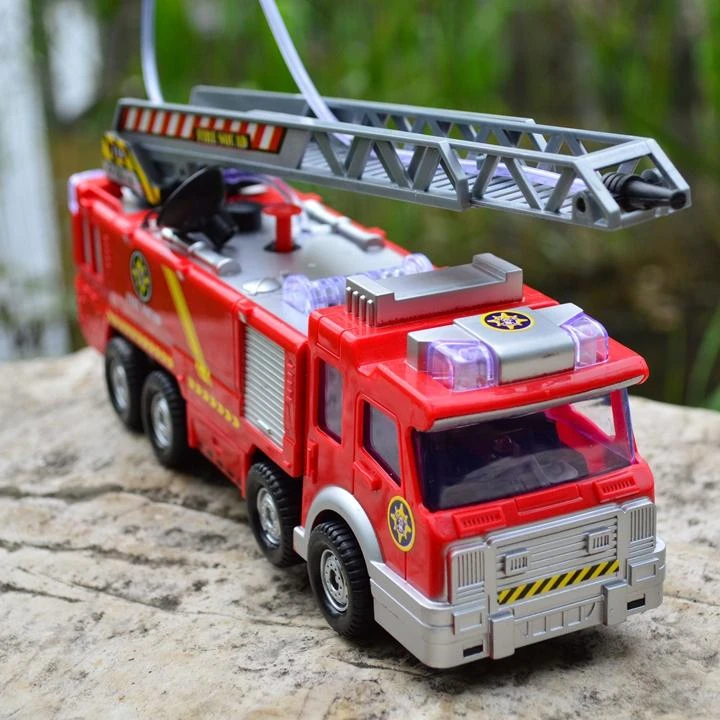 Camions de Pompiers Voiture Bateau Avion H/élicopt/ère Enfant T-Shirt