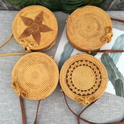 

Summer Vintage Handmade Crossbody Leather Bag Round Straw Beach Bag Girls Circle Rattan bag Small Bohemian Shoulder bag