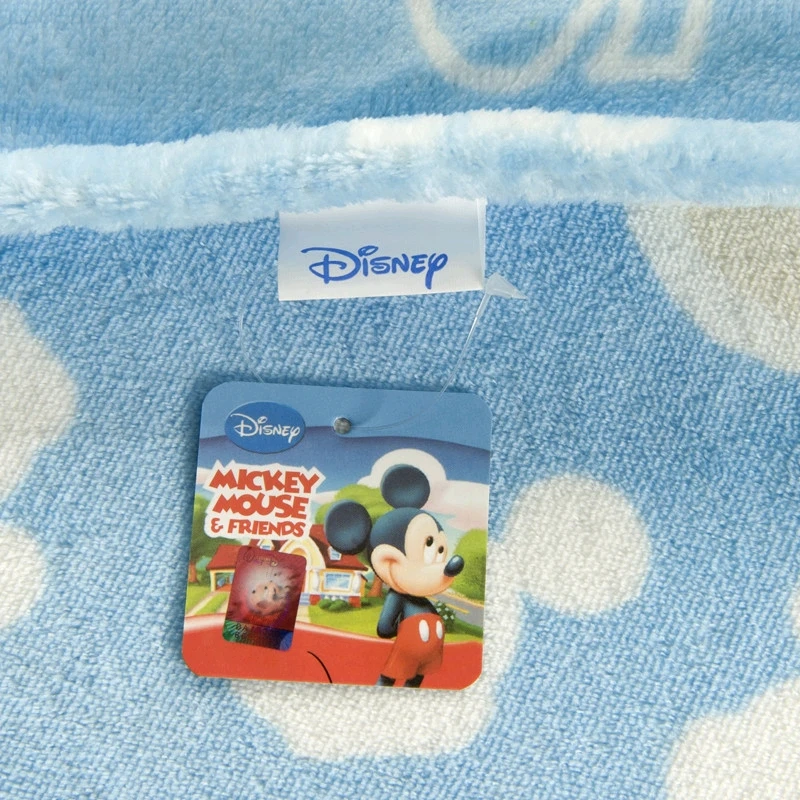 Mickey mouse blanket (5)