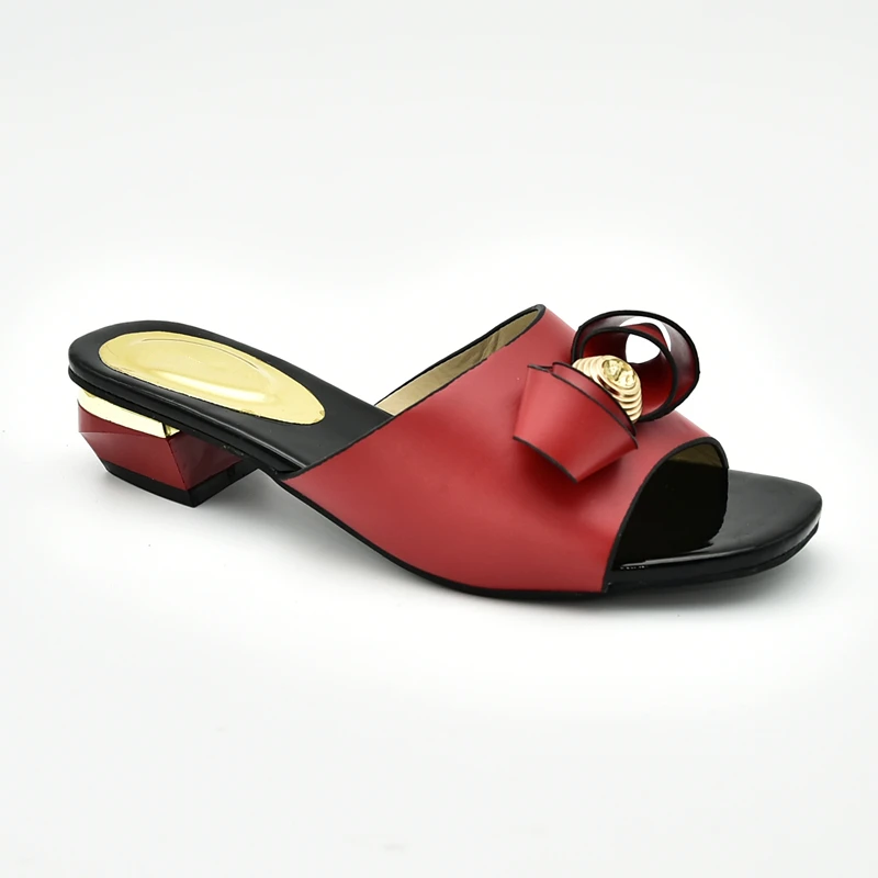 Новое поступление; Итальянские женские свадебные туфли-лодочки; Украшенные стразами; женские слипоны; обувь в африканском стиле; женские Босоножки на каблуке - Цвет: Красный