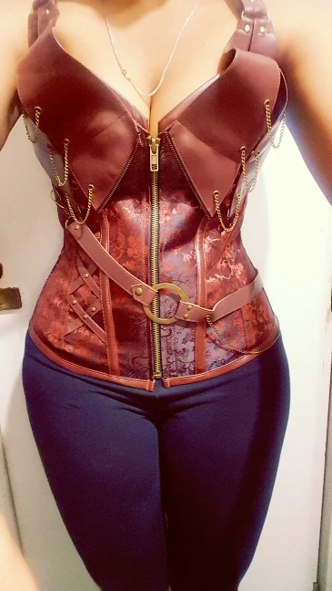 UTB8Vvf.q5DEXKJk43Oqq6Az3XXa8