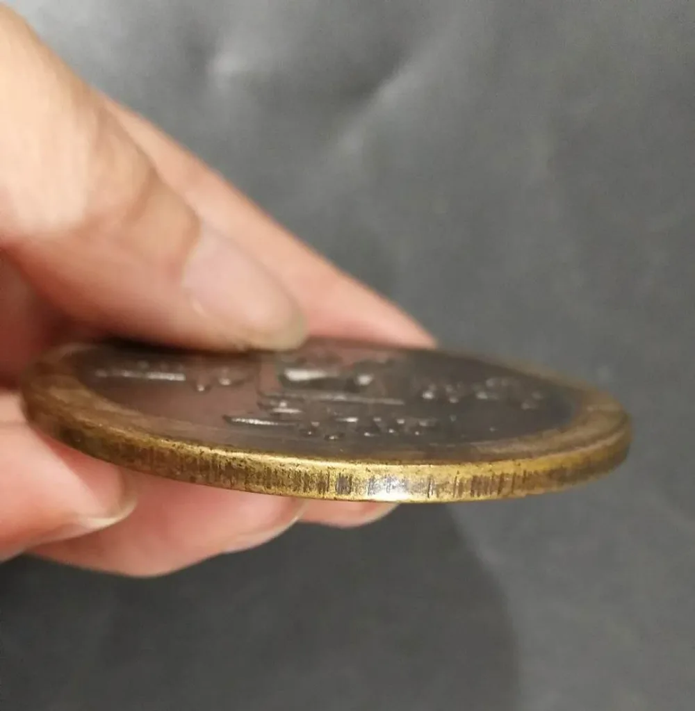 176c