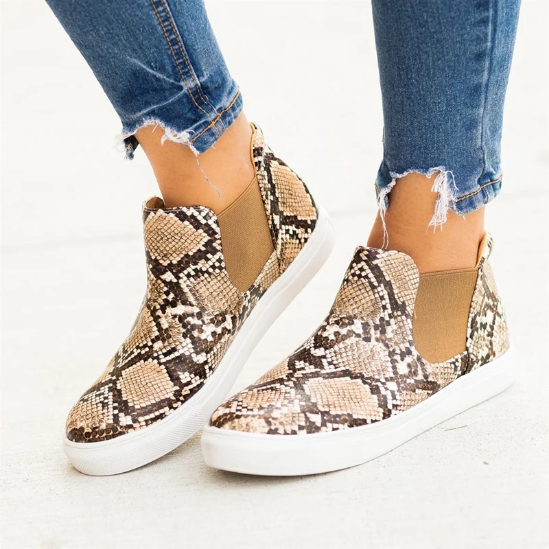 

2019 Chelsea Ankle Boots Shoes Women Comfort Round Toe Female Flat Shoes Fashion Casual Leather Ladies Boot