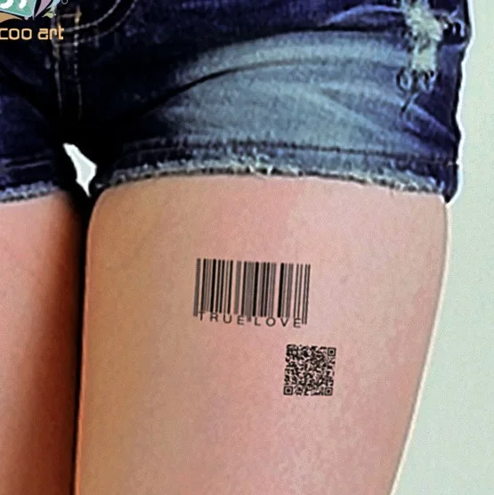 Frauen tattoo oberschenkel sprüche Tattoo Oberschenkel