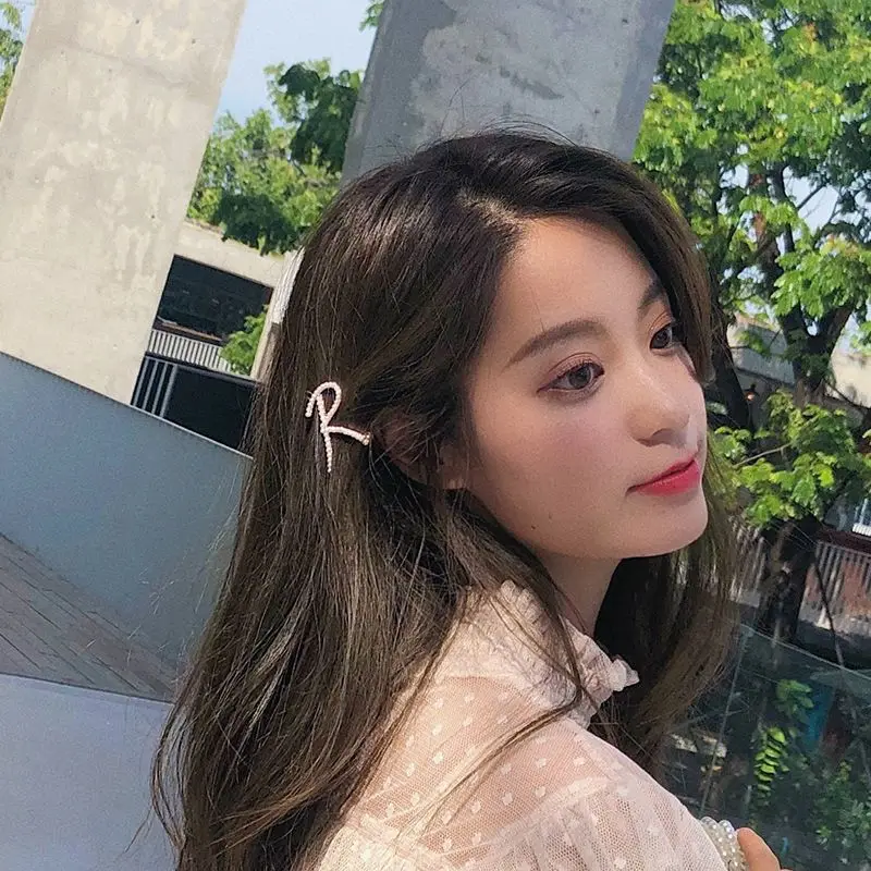 Элегантная женская жемчужная заколка с буквами в Корейском стиле, заколка для волос, заколка для волос, подарок, аксессуары для волос, блестящие, привлекательные