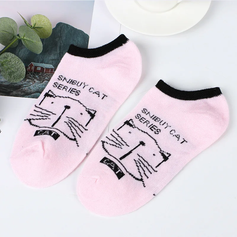 2019 Spring and summer Hot New women sock candy color Cartoon cute big face cat socks female boat socks