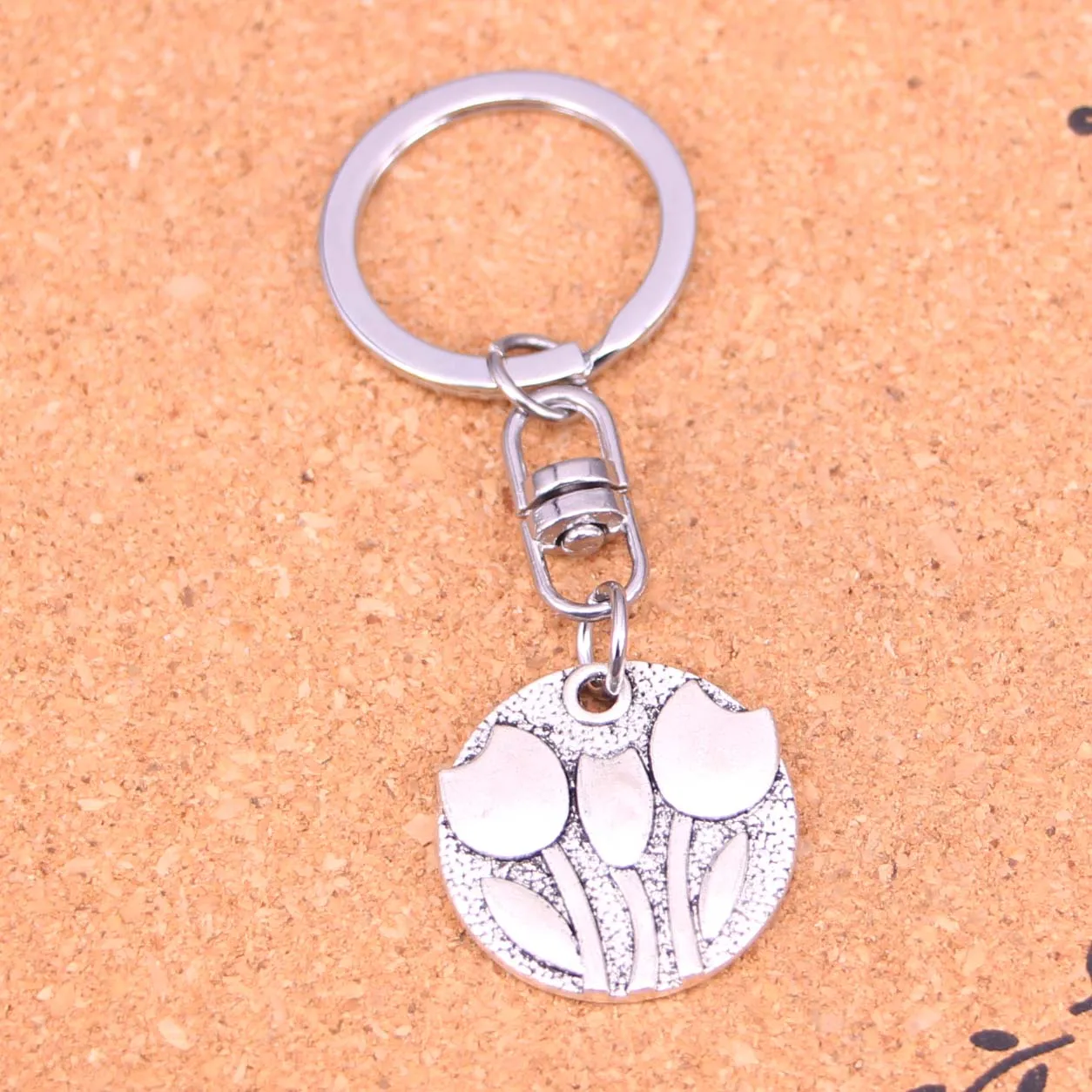 20Pcs flower tulips Keychain Novelty Gadget Trinket Souvenir Christmas