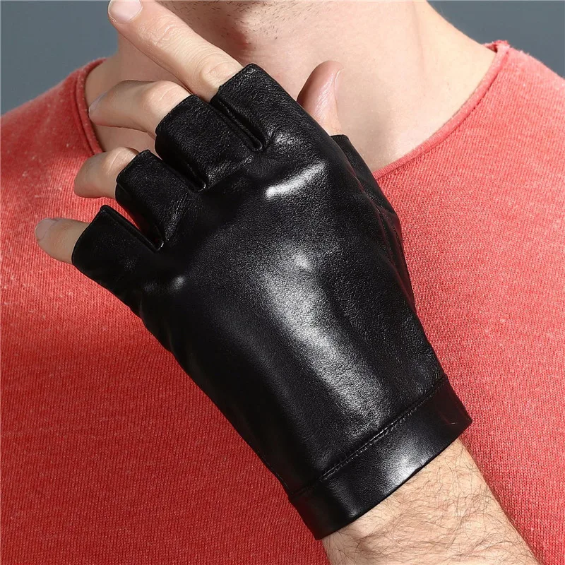 Рисунок 4 - Перчатки из козьей кожи на полпальца