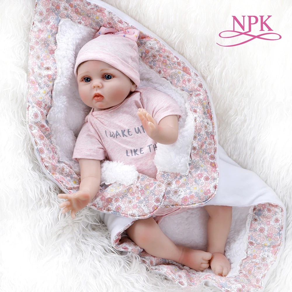 Voorstel racket steen NPK55CM zoete gezicht bebe pop reborn baby levensechte snoezige baby pop in  deken hand geworteld haar hoge kwaliteit collectibles|Poppen| - AliExpress