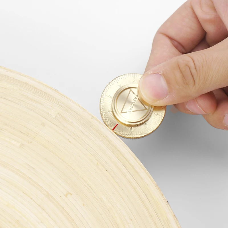 

Round Roll Ruler Hand Spinner Multifunctional Decompression Artifact Screw Toy Creative Gifts Fidget Spinner For Autism And ADHD