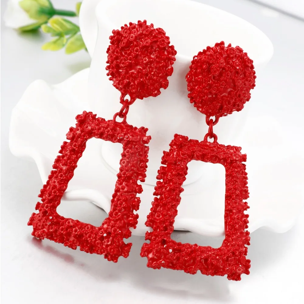 

New Elegant Big Vintage Metal Earrings for Women Gold Color Geometric Statement Drop Earring Hanging Fashion Trend Jewelry
