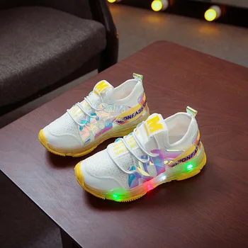 

Boys shoes with light Children glowing sneakers Kids sport shoes for girls lighted shoes toddler boy led shoes