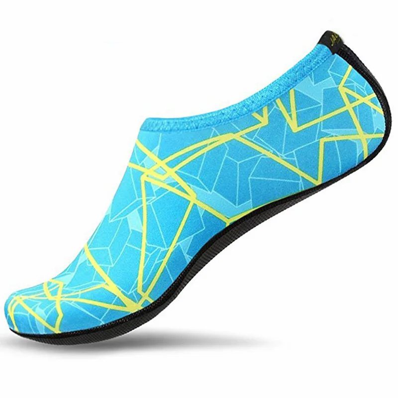 Водонепроницаемая обувь для плавания; мужские и женские пляжные сандалии; спортивная обувь; унисекс; быстросохнущие тапочки для морского серфинга; носки для дайвинга; Tenis Masculino - Цвет: azure