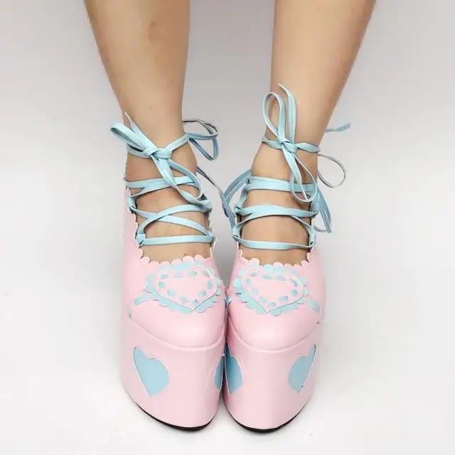 Милые женские туфли на высоком каблуке 11 см с розовым сердцем и перекрестной шнуровкой; Туфли Лолиты на высокой платформе; туфли с острым носком для костюмированной вечеринки