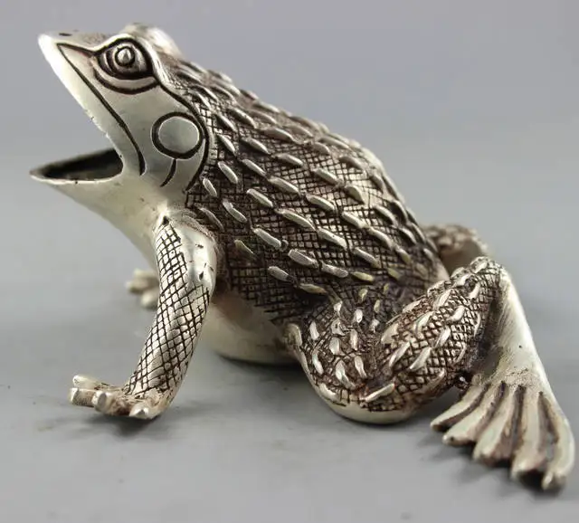 

Metal Crafts Collectible Decorated Old Handwork Tibet Silver Carved Frog Statue fast SHIPPING