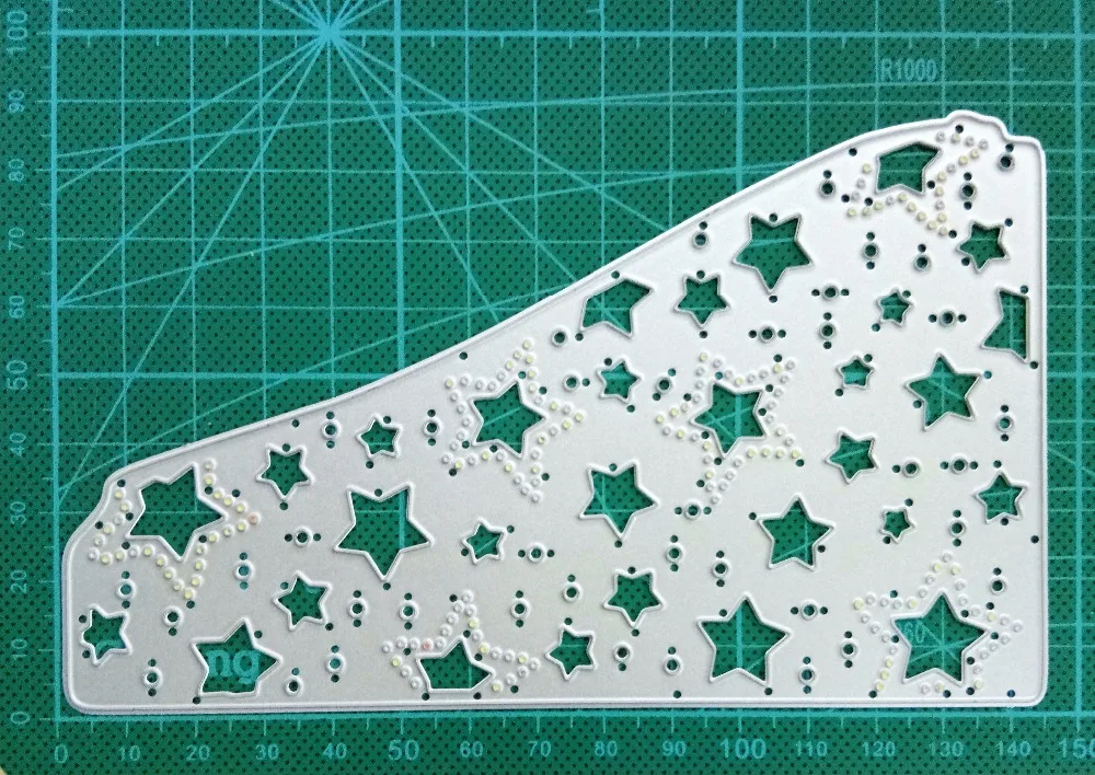 

Ufurty Stars border New 2019 Stitched Metal Cutting Dies DIY Scrapbooking Stamps Craft Embossing Making Stencil Template
