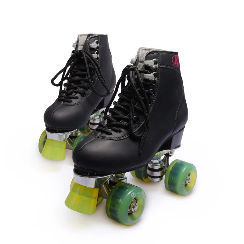 زلاجات دوارة 4 عجلات مزدوجة خط أحذية التزلج معدن من خليط الألومنيوم الهيكل حذاء أسود الأخضر فلاش LED عجلات