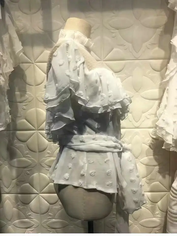 3 (11)