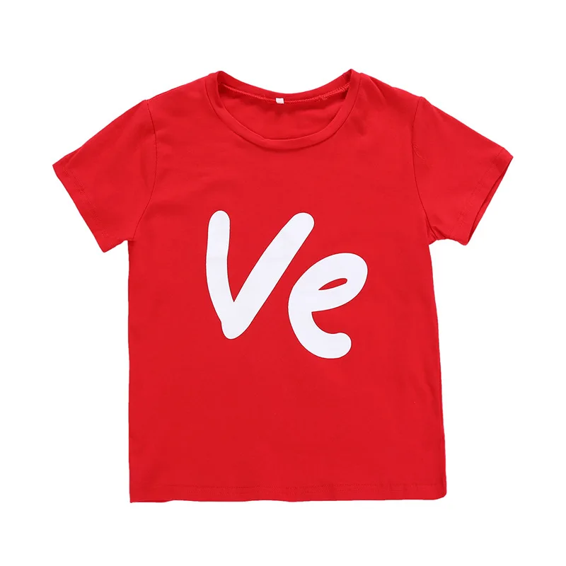 Футболка для родителей и ребенка семейное красное платье с короткими рукавами и надписью «LOVE» пляжное платье для пары Евро-американский хит