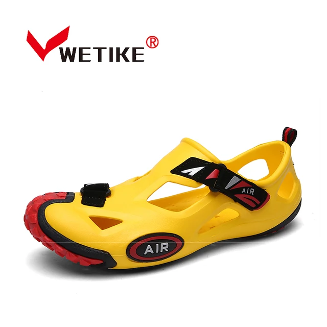 2018 Summer Men's Beach Walking Shoes Breathable Plastic Sandals