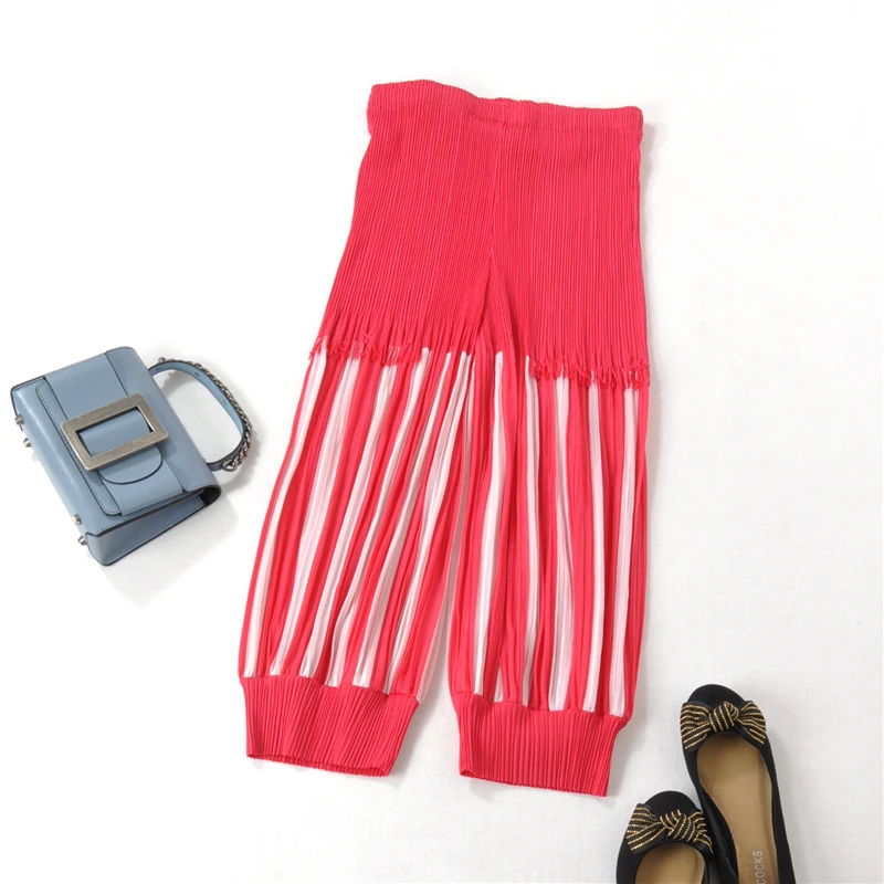 

Coloured fringed pleated pants seven-minute trousers bloomers pants summer MIYAKE PLEATS trousers free shipping