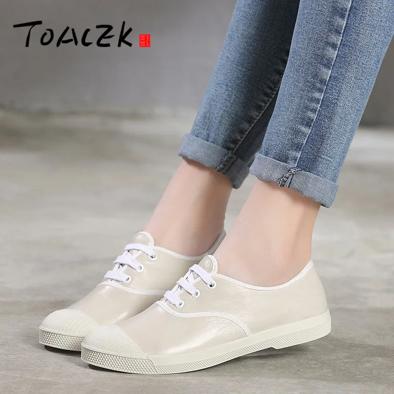 

Spring and summer literary fan casual flat-bottomed women's head leather round head shoes